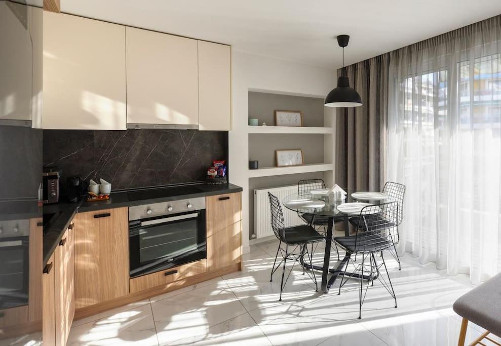 Twin Superior Suites Soluň Exteriér fotografie
