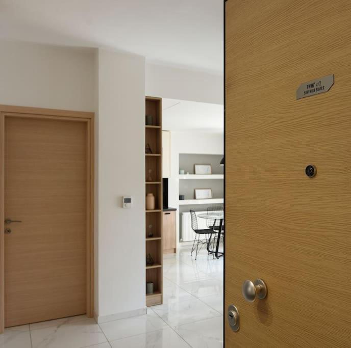 Twin Superior Suites Soluň Exteriér fotografie